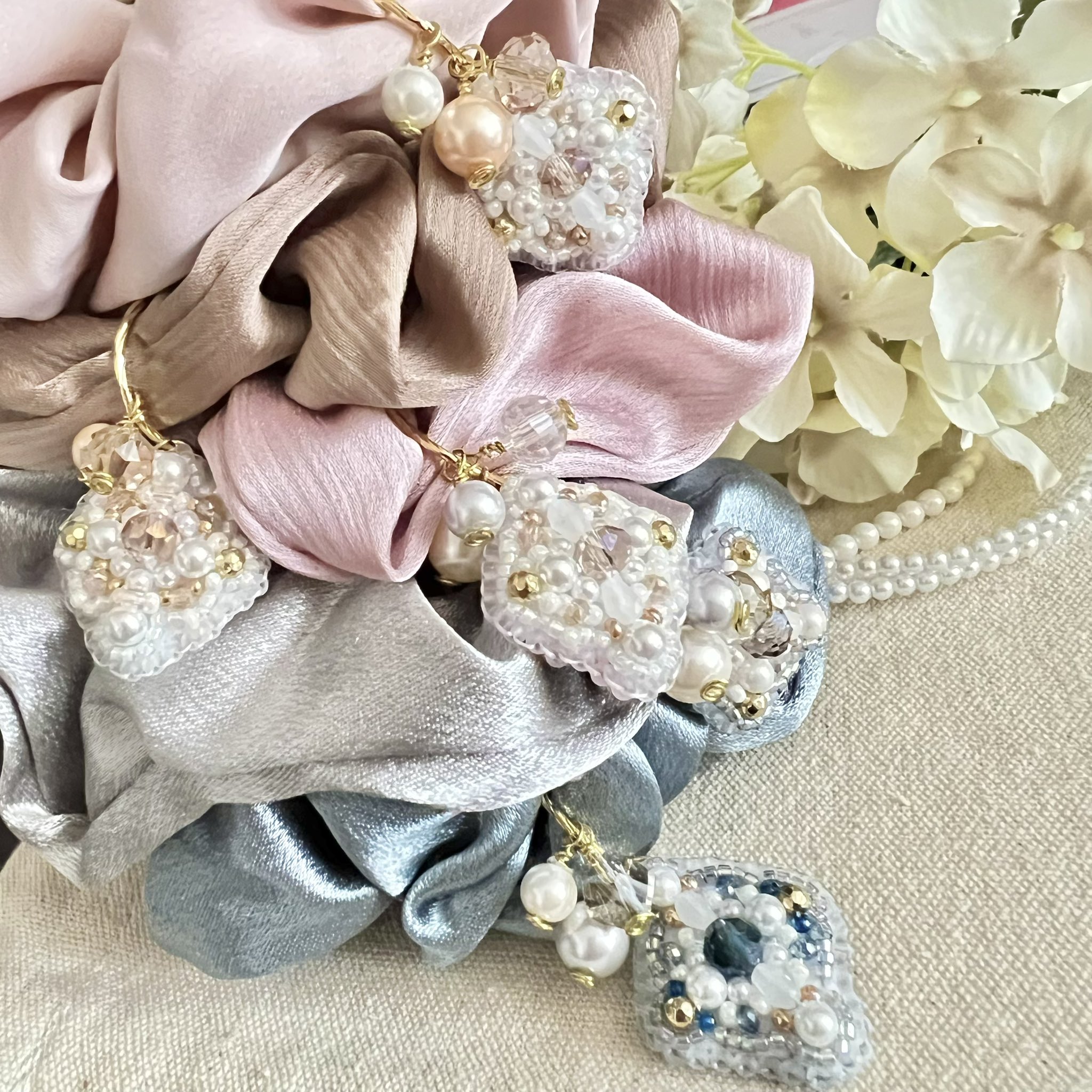 新品❤︎ジャスグリッティー配色刺繍ビーズパールトップス❤︎ピンクべージュ あとりえ ら ぺーる on X: 