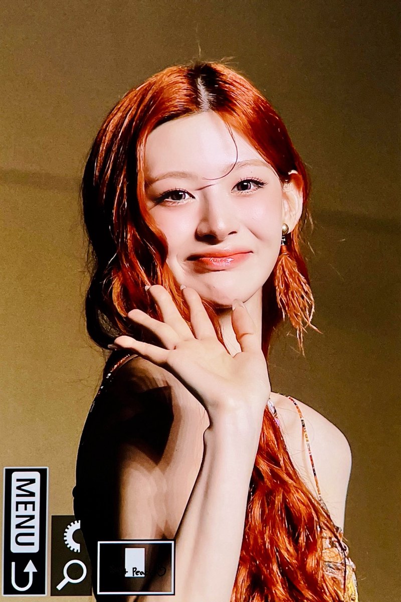 soft peach tweet media