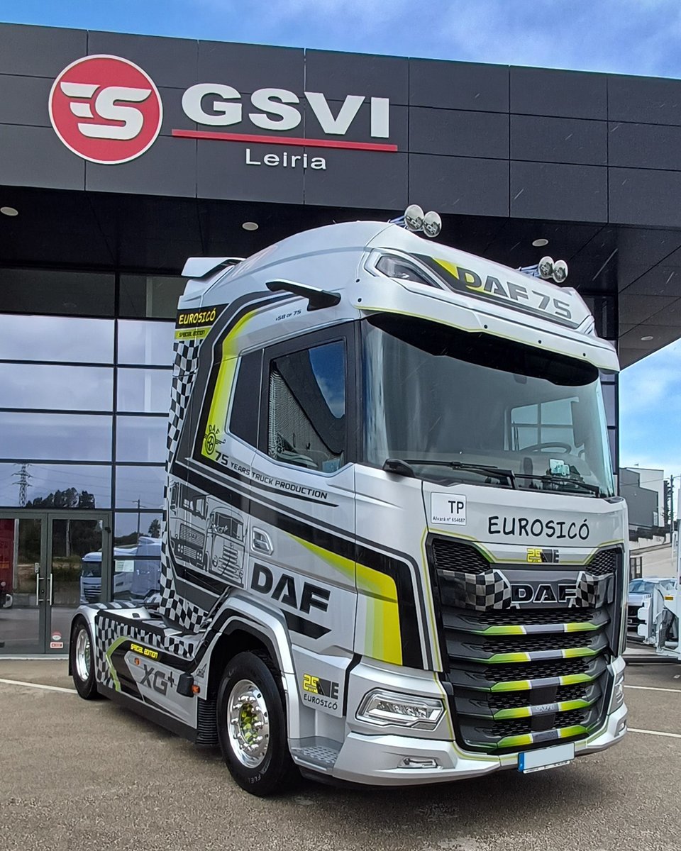 Take a closer look at the stunning details of this DAF XG⁺. 🔍 ​

📸 Eurosicó, Portugal​

#DAF #DAFTrucks #Truck #DAFXGPlus #DAFDriver #TruckDriver #Weekend