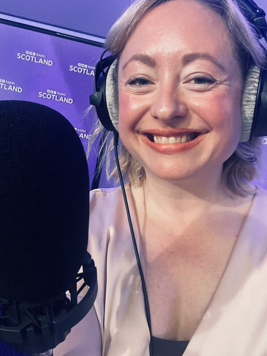 CatrionaStewart's tweet image. New goal unlocked: I’ve wanted to be a panellist on the @BBCRadioScot Saturday morning review show for years. And now here we are. 

Thanks so much to @TVZaraJ for the invite and superb hosting. 
Reviews, news and a little bit of controlled chaos 👇

bbc.co.uk/sounds/play/m0…