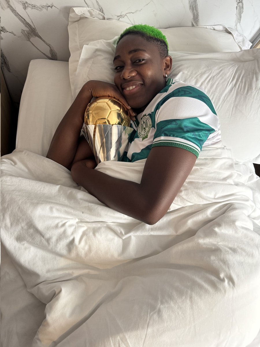 SSE_NGA's tweet image. Asisat&apos;s got a new baby 🏆🤗