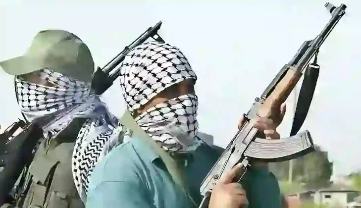 Gunmen Invade Kogi Radio Station, Cart Away Broadcast Equipment parallelfactsnews.com/gunmen-invade-…