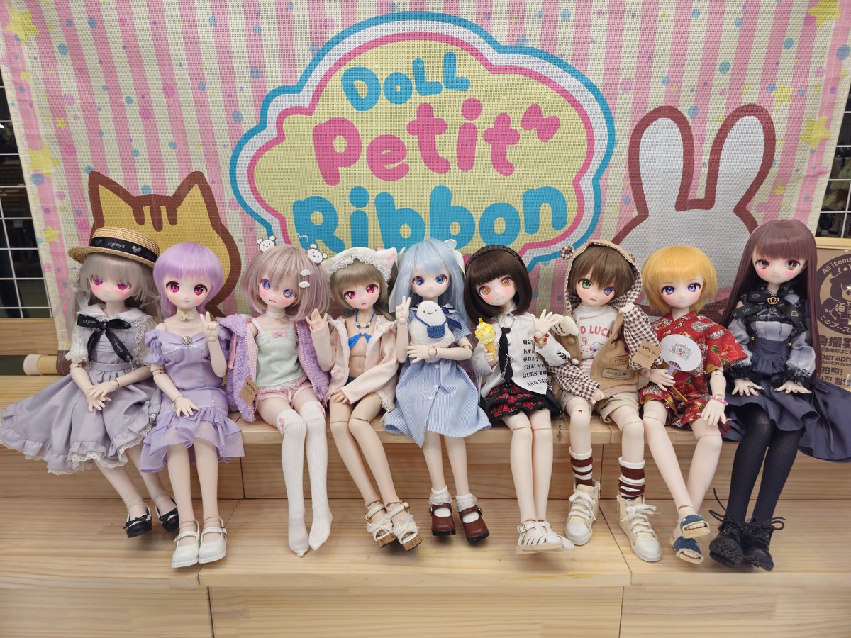 yuris2301's tweet image. 今回で知り合う
saki_dollさん(@saki_doll6),かいさん(@kana_chan_da),ょぅさん(@yukirisaR),さはりんさん(@saharin116)
会って嬉しがったです😊
そして、初めてのブース撮影
@Rosenlia_doll,@PetitRibbon15なんと2箇所!
とても楽しかったです😆
皆さん、お疲れ様でした👏
#アイドール東京74
