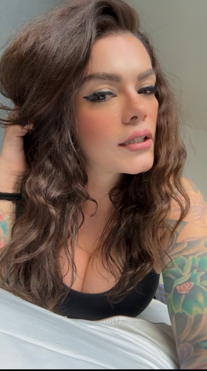 J.  Flores tweet media