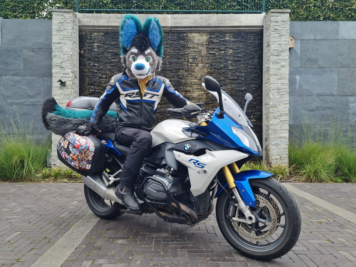 That's all folks! Dutch Border Con has been a blast but it's time to head home 🏍💨