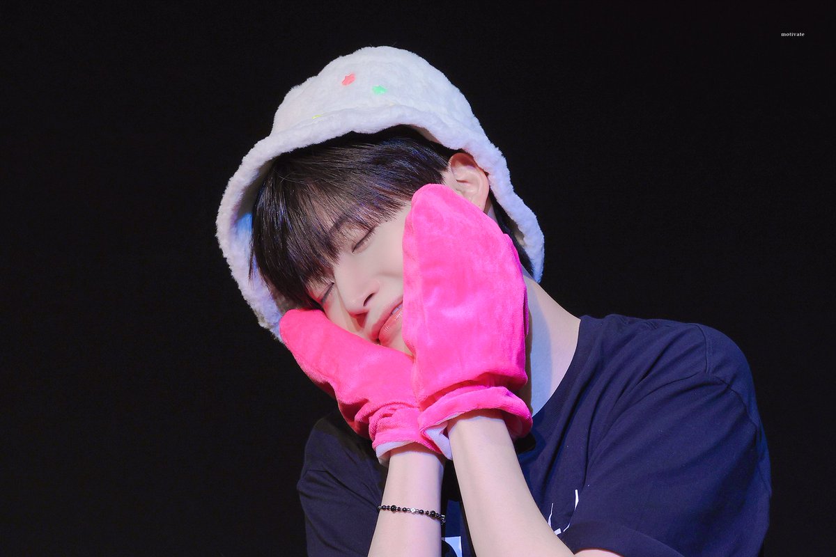 jun9mok00's tweet image. 250727 #ν¬λλΉν° #μ λͺ¨ #ꡬμ λͺ¨ #jungmo