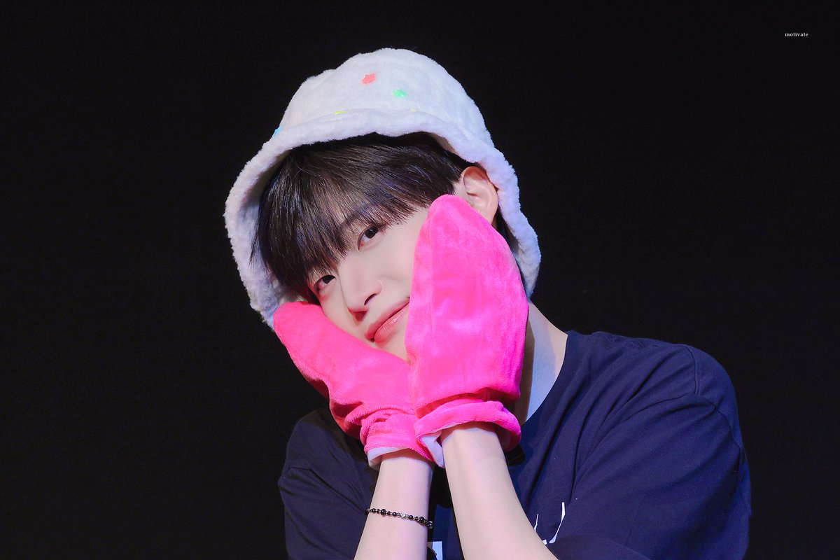 jun9mok00's tweet image. 250727 #ν¬λλΉν° #μ λͺ¨ #ꡬμ λͺ¨ #jungmo