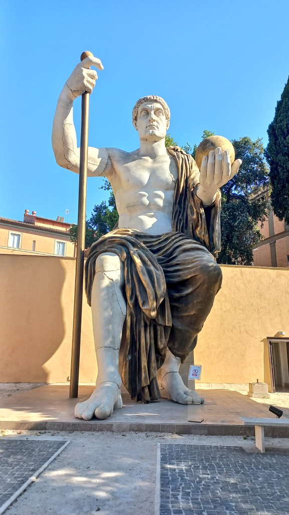 Simona_Ti's tweet image. Quando dici Colosso..
#art #travel #tourism
#ColossodiCostantino
#VillaCaffarelli #Campidoglio
#ThisisRome 💙