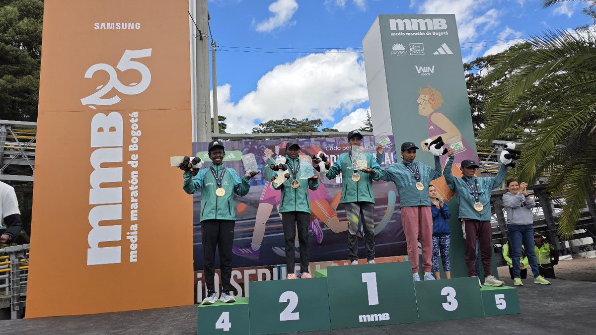 👑 ¡Ellas conquistaron los 21K de la #mmB25!
Cinco nombres, cinco marcas impresionantes, una sola pasión: correr con el alma.

🥇 Desta – 1:12:19
🥈 Mutungi – 1:12:49
🥉 Haileslase – 1:12:57
4️⃣ Chemaimak – 1:14:49
5️⃣ Ramos – 1:15:02

¡🔥 Gracias!