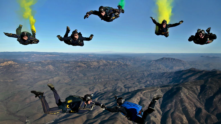 NDTVFood's tweet image. Want To Try Skydiving In India? These 5 Places Are Worth The Freefall
ndtv.com/travel/want-to…
#skydiving #india #travel
