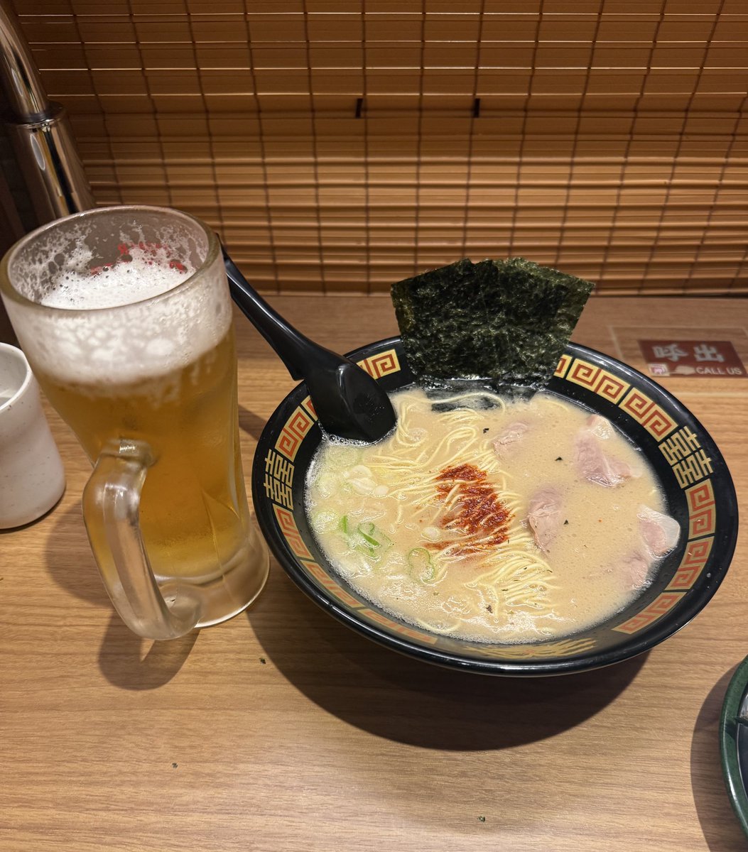 MAC_MMA_'s tweet image. どこもかしこもラストオーダー終わってたから一旦一蘭
お疲れした！！
#超RIZIN4