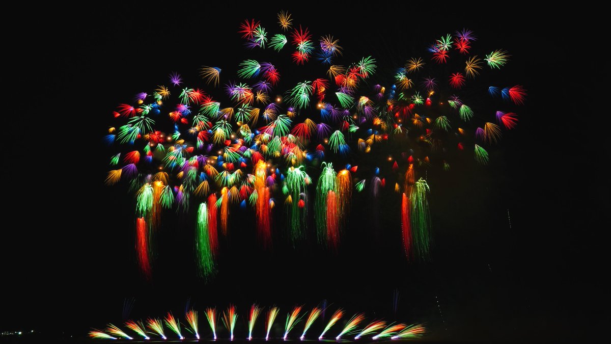 花火＊無言可 sparks-evening-bengal-candles-