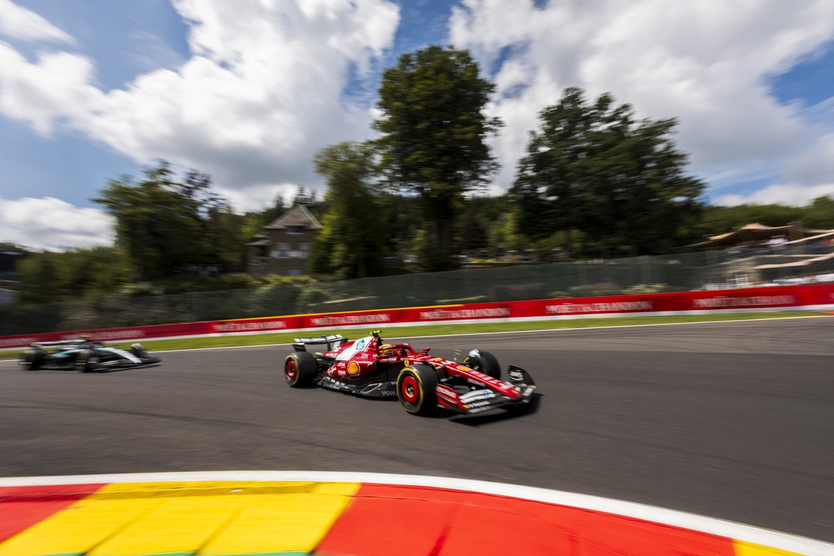 TOUR 14/44

Lewis Hamilton est désormais 7e alors qu'il partait 18e 🤯

#F1 #BelgianGP