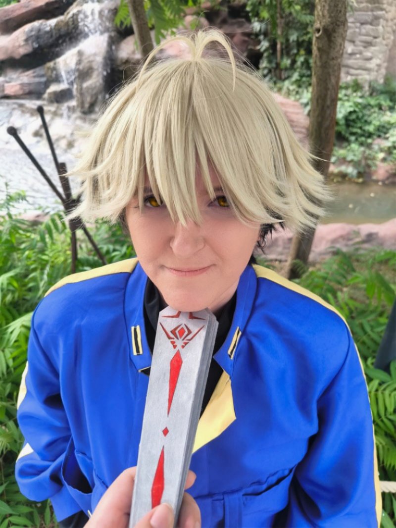 GurenAkai's tweet photo. I'm late but still it's the birthday of my best boy so here is my Xia Fei Cosplay 🌻💛💛💛💛💛✨
📸 @ShinyaFuruya 
2025/07/27 #夏斐生誕祭

#夏斐生誕祭2025
#夏斐0727生日快乐

#XiaFei #夏斐 #LinkClick #时光代理人 #ShiguangDailiren #cosplay #コスプレ https://t.co/6WTmIXUe8h