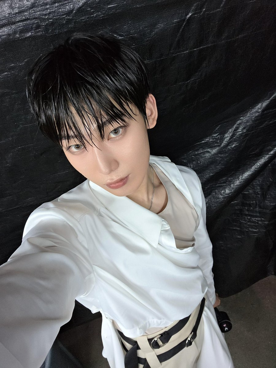 [ #선우’s Post ] 250727

#SUNOO: ENGENEs, did you watch Gayo Daejeon Summer well?
I prepared a dance break but I’m not sure if I did well kekeke (it’s a relief that I didn’t make any mistakes)
Anyway I diligently prepared for it and was in a really good mood while doing so, so I