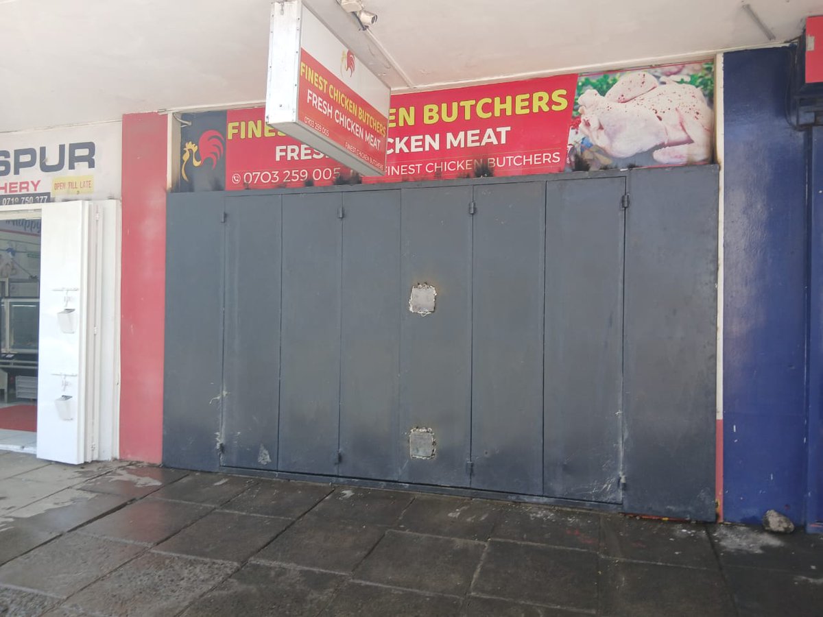 Chumafinest's tweet image. Before and after, our folding door for a shop in ngara. #JengaNasi