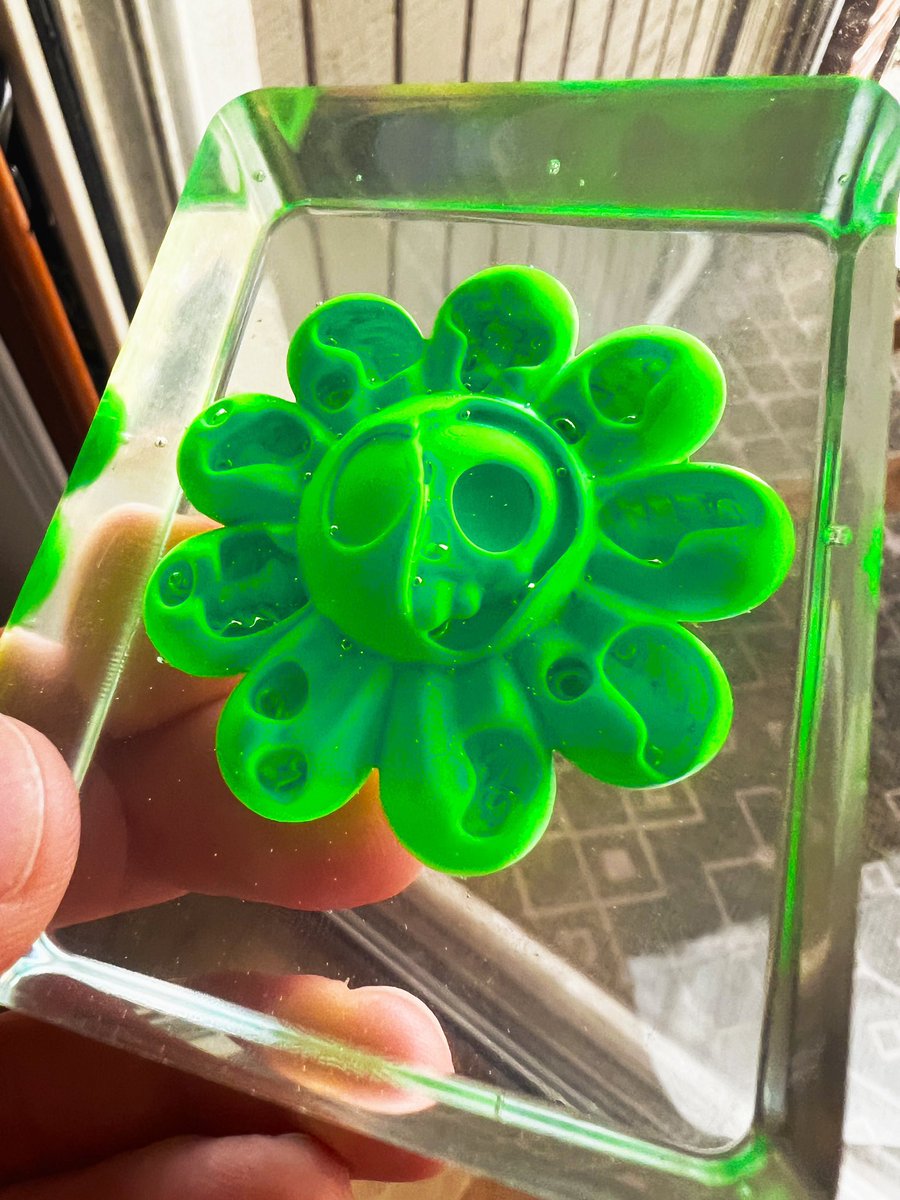 hiltonvision's tweet image. Radioactive ☢️🌸