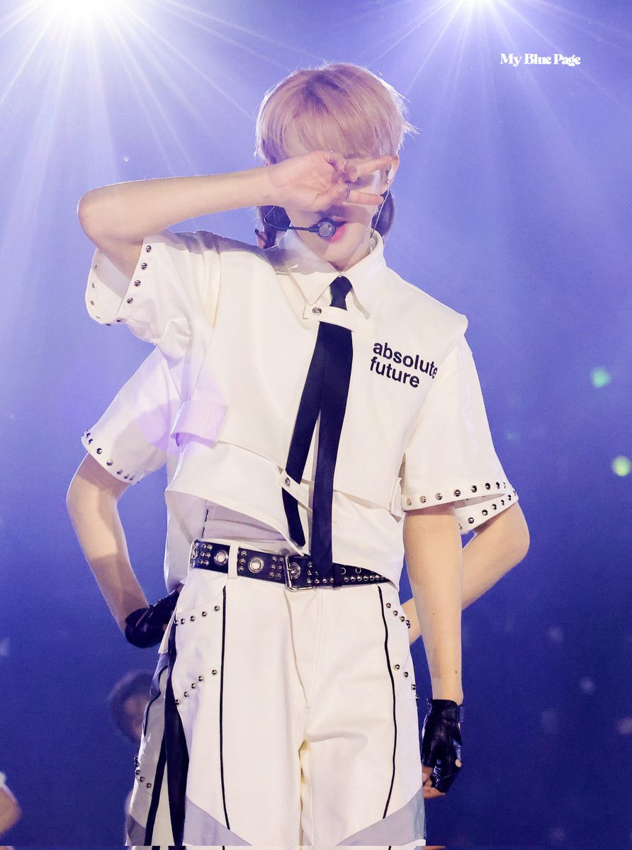 MyBluePage's tweet image. 헬퓨 윙크쥔을 봣슨
죽어도 여한이 없슨

250727 가요대전
#런쥔 #RENJUN