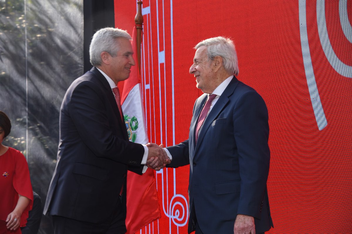 La Embajada del Perú llevó a cabo los actos conmemorativos por el 204° aniversario de la independencia del Perú. En los eventos participaron altas autoridades, representantes de la sociedad civil chilena, y miembros de la comunidad peruana. <a href="/CancilleriaPeru/">Cancillería Perú🇵🇪</a>