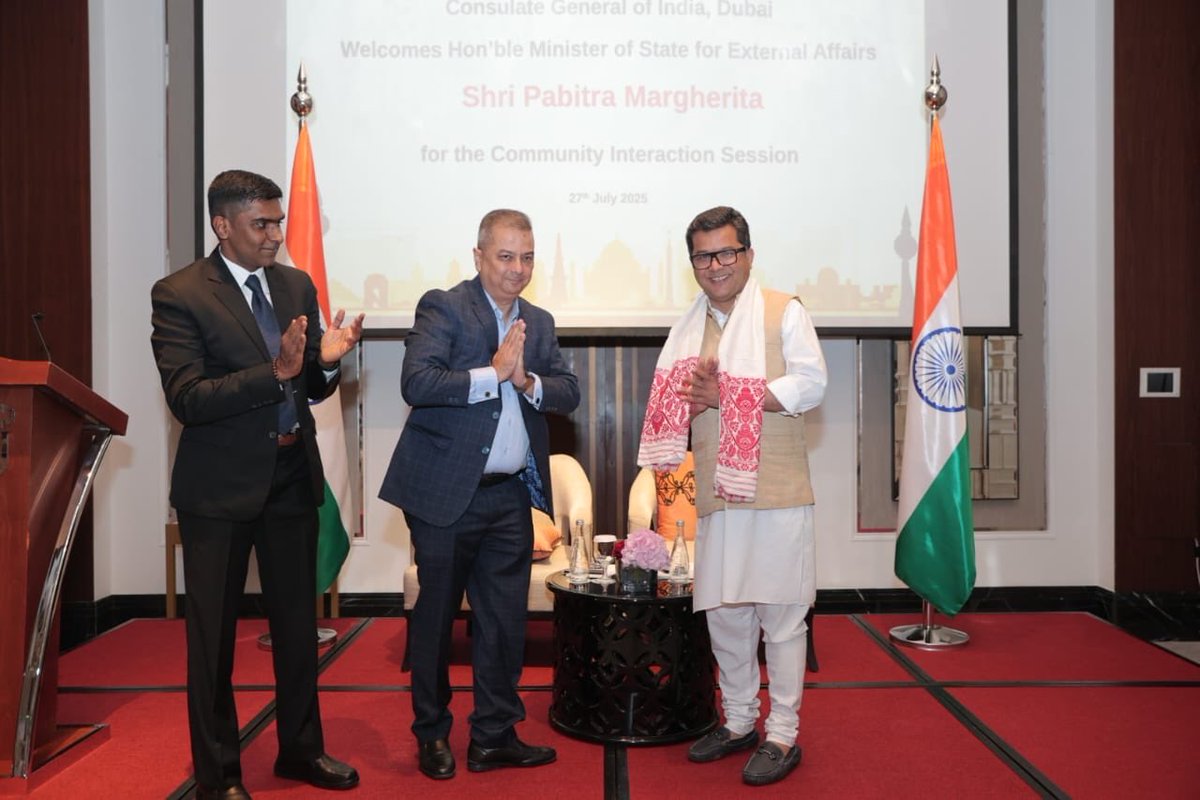 Pabitra Margherita (@pmargheritabjp) on Twitter photo Happy to meet the vibrant Indian diaspora in their home away from home.
Had wonderful interactions with our brothers and sisters working in Dubai.
<a href="/MEAIndia/">Randhir Jaiswal</a> Happy to meet the vibrant Indian diaspora in their home away from home.
Had wonderful interactions with our brothers and sisters working in Dubai.
<a href="/MEAIndia/">Randhir Jaiswal</a>