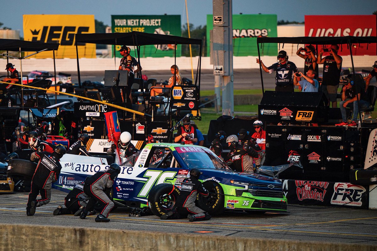 SpencerBoyd's tweet image. 📦 🛻 P24 in the #76 @myautostores Chevy! We raced some really good trucks, proud of the @FreedomRacing76 crew! 📦 🛻
@RollokDoors | @TohatsuAmerica | @Freedomwarranty | @airtowtrailers