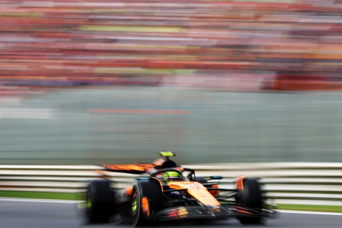 LN4's tweet image. some blistering pace from lando, thatsa purple