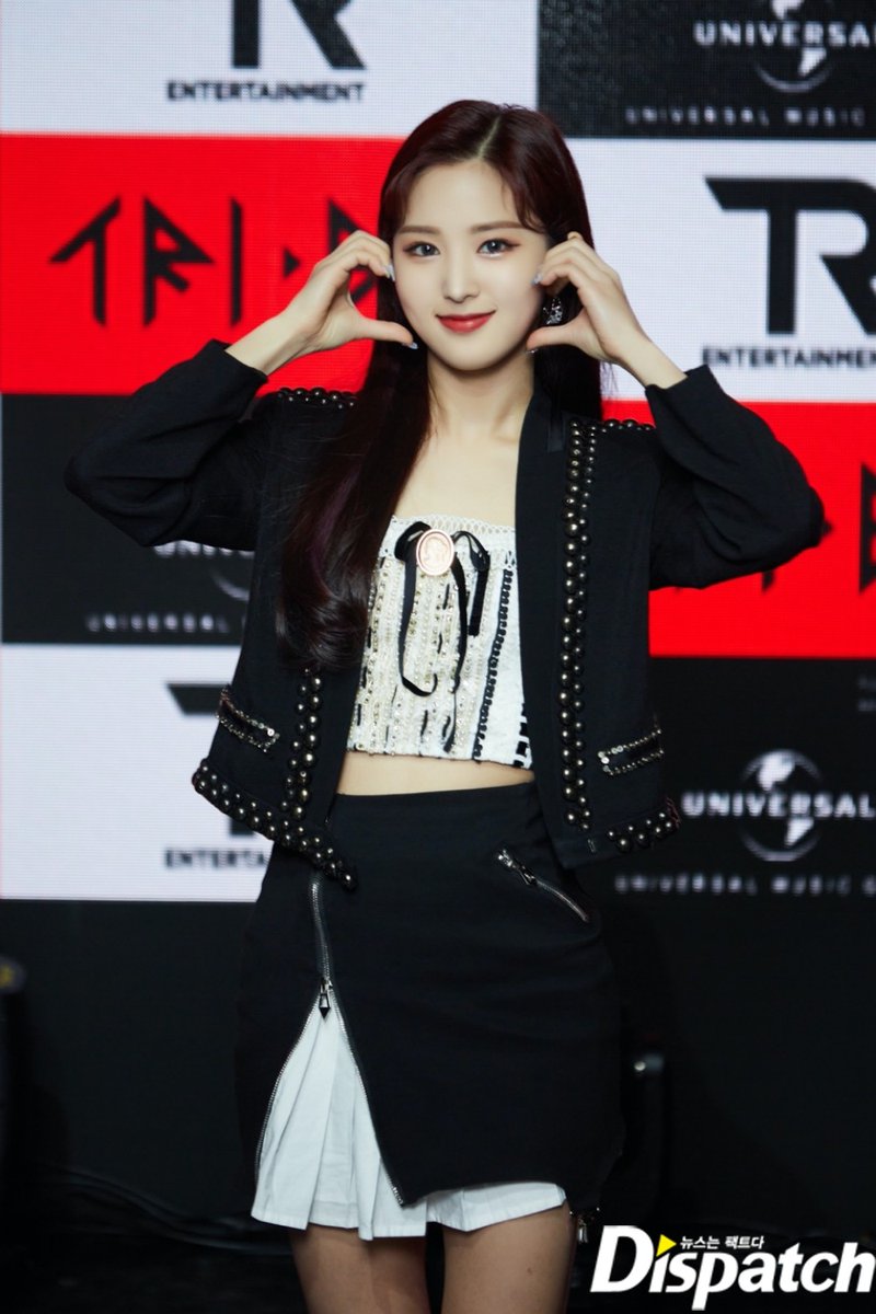 creativcore's tweet image. ᅠᅠᅠ
ᅠᅠᅠᅠᅠᅠ𝚄p𝐝α𝕥e ♡ ꒰ c𝕣eα𝐭i.vǝ ꒱ !
ᅠᅠᅠᅠᅠᅠ𝙳α 𝙻o𝕔α ꕀ 𝚜how𝕔αse.
ᅠᅠᅠ