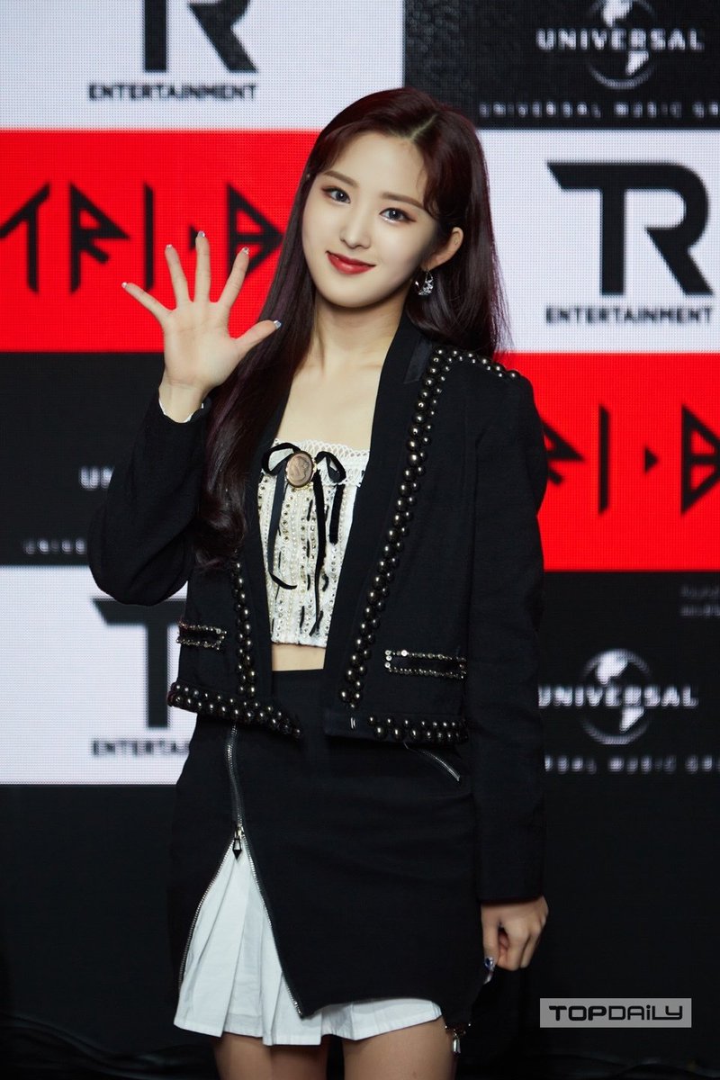 creativcore's tweet image. ᅠᅠᅠ
ᅠᅠᅠᅠᅠᅠ𝚄p𝐝α𝕥e ♡ ꒰ c𝕣eα𝐭i.vǝ ꒱ !
ᅠᅠᅠᅠᅠᅠ𝙳α 𝙻o𝕔α ꕀ 𝚜how𝕔αse.
ᅠᅠᅠ