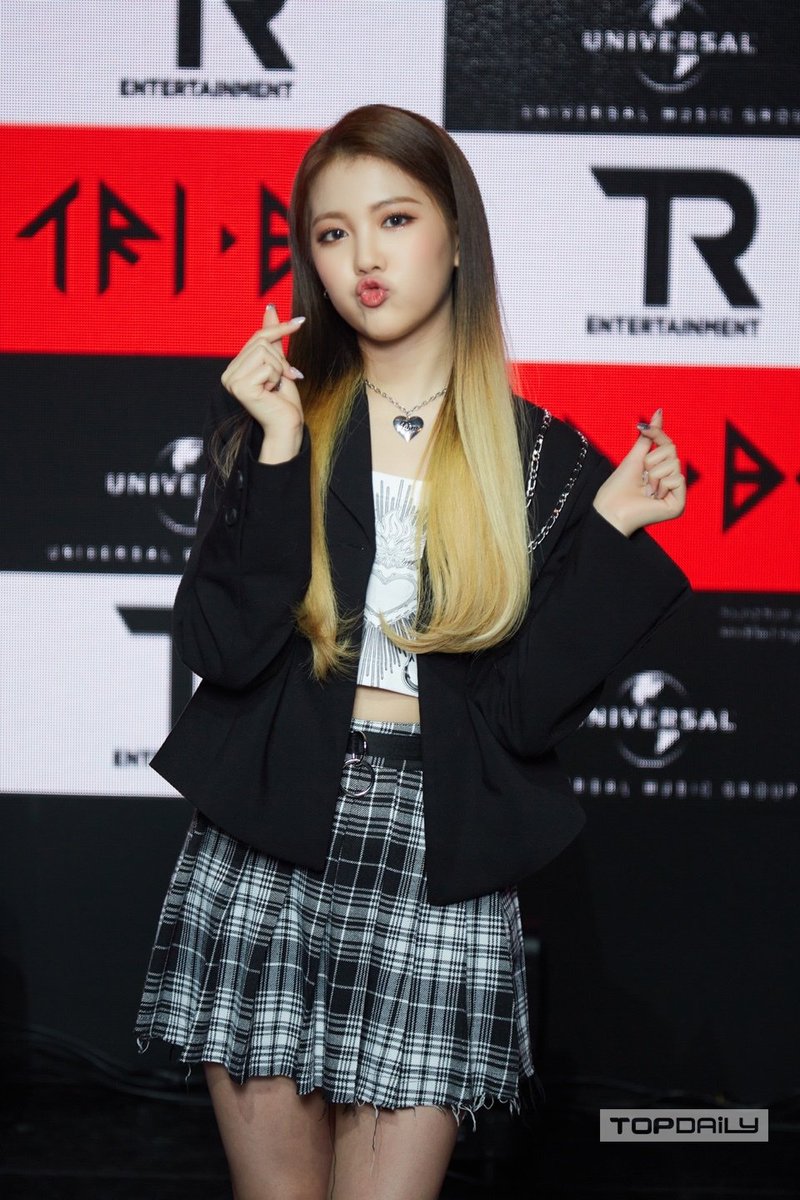 creativcore's tweet image. ᅠᅠᅠ
ᅠᅠᅠᅠᅠᅠ𝚄p𝐝α𝕥e ♡ ꒰ c𝕣eα𝐭i.vǝ ꒱ !
ᅠᅠᅠᅠᅠᅠ𝙳α 𝙻o𝕔α ꕀ 𝚜how𝕔αse.
ᅠᅠᅠ