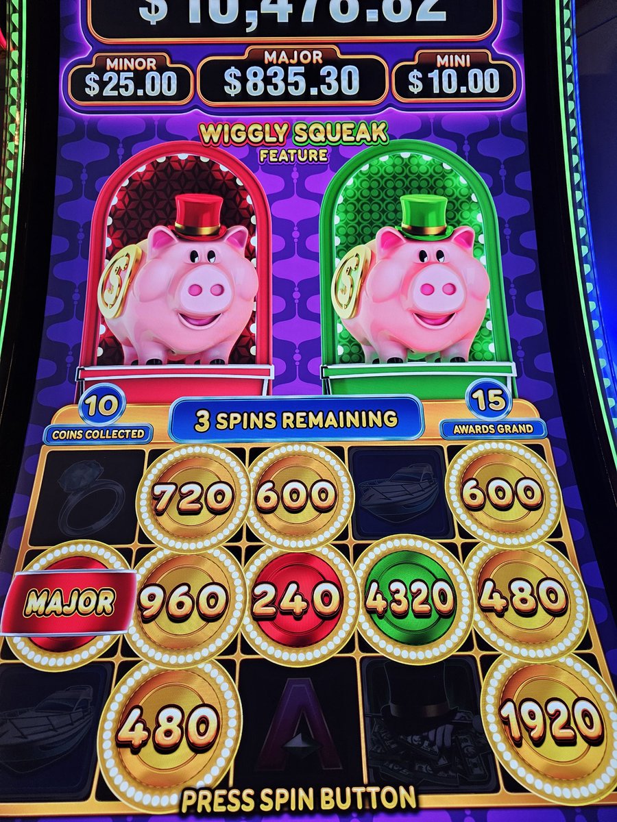 finkerzNFT's tweet image. Gm! Starting the day off with a win!!! &quot;Major&quot; Jackpot of 835$. Long as I dont do anything crazy in the next 2 hours, I just might walk out a couple hundred to the good!