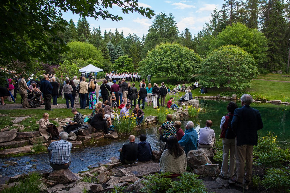 Why do we sing outside? Because music belongs to everyone—and nature makes the best concert hall. Join us Aug 27 for Opera al Fresco. loom.ly/1iakMdY #OperaYEG #YEGArts #OperaAlFresco