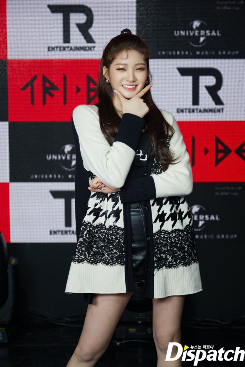 creativcore's tweet image. ᅠᅠᅠ
ᅠᅠᅠᅠᅠᅠ𝚄p𝐝α𝕥e ♡ ꒰ c𝕣eα𝐭i.vǝ ꒱ !
ᅠᅠᅠᅠᅠᅠ𝙳α 𝙻o𝕔α ꕀ 𝚜how𝕔αse.
ᅠᅠᅠ