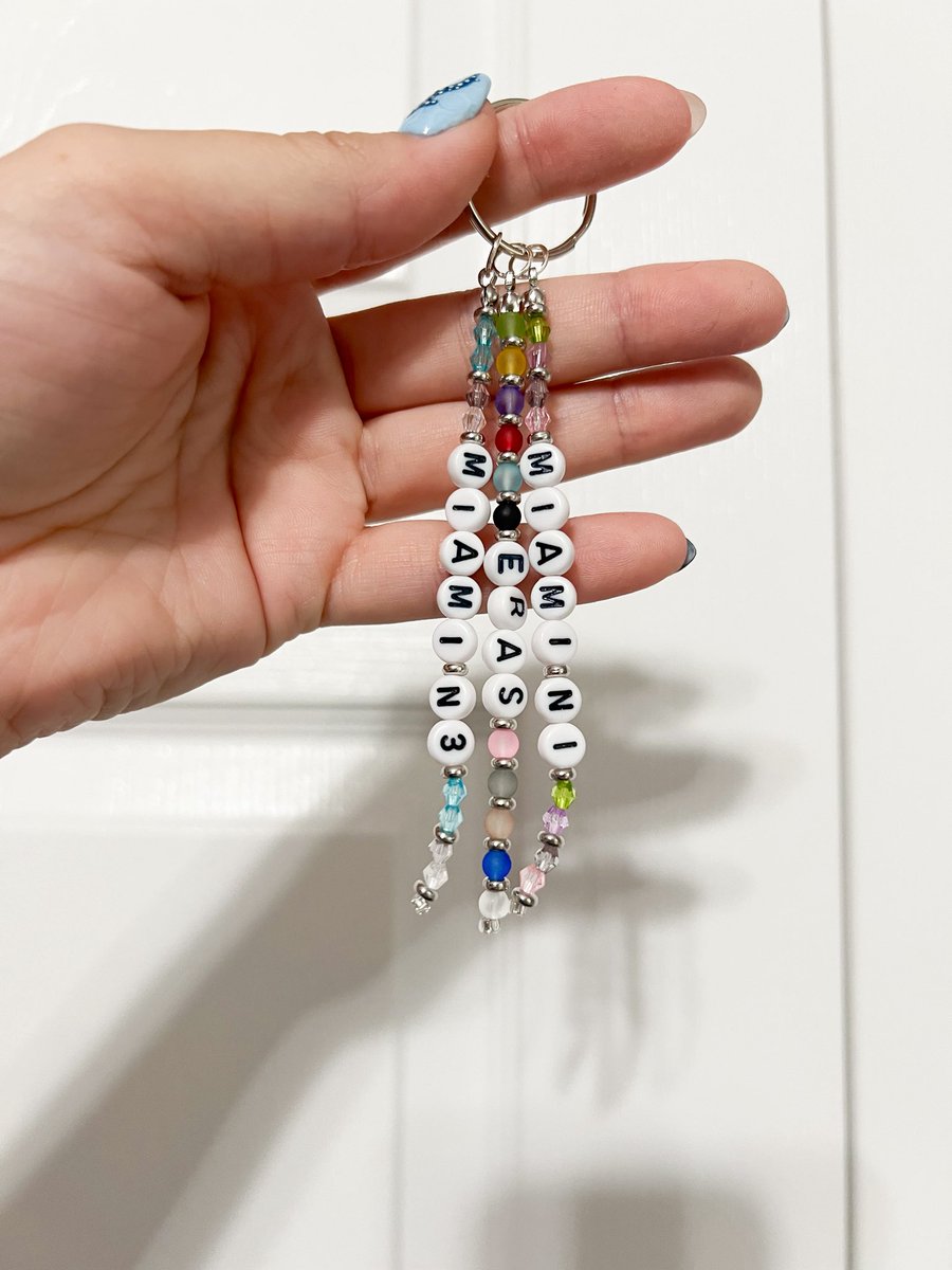 lexs_version's tweet image. i always love getting keychain orders for shows I went to 🥹