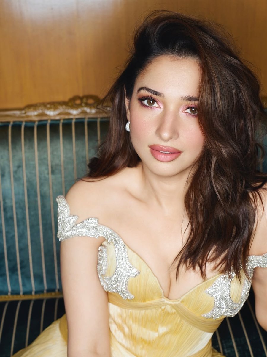 Aneesh_98's tweet image. Tamannaah Bhatia !✨

@tamannaahspeaks #TamannaahBhatia