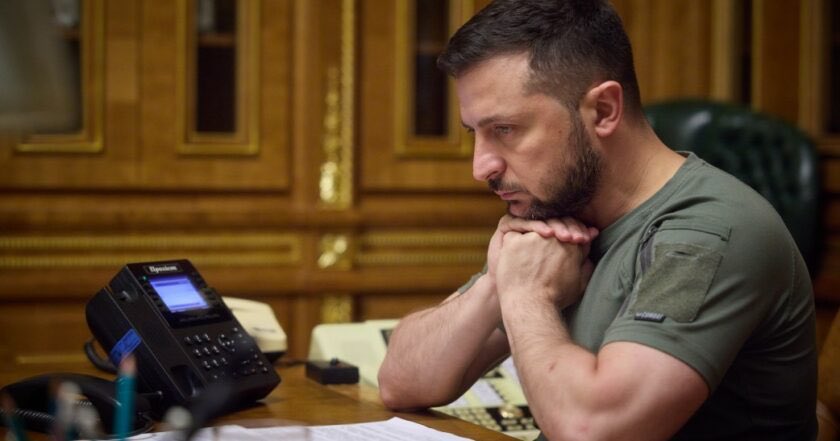 rubryka's tweet image. ⚡️ Володимир Зеленський та президентка Європейської комісії Урсула фон дер Ляєн 27 липня провели телефонну розмову, зокрема обговорили роботу антикорупційної інфраструктури України.
Детальніше: rubryka.com/2025/07/27/zel…