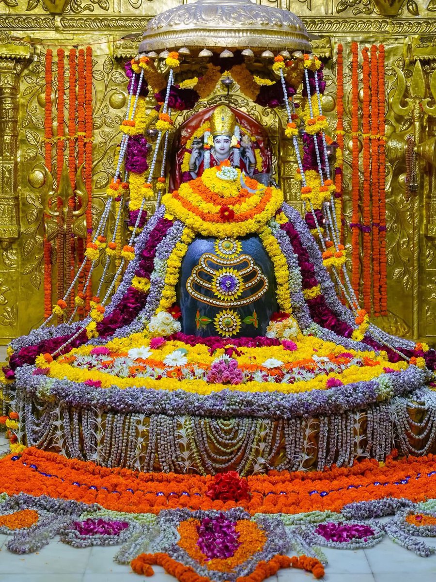 श्री सोमनाथ ज्योतिर्लिंग जी के आज के संध्या शृंगार आरती दर्शन.

27.07.2025