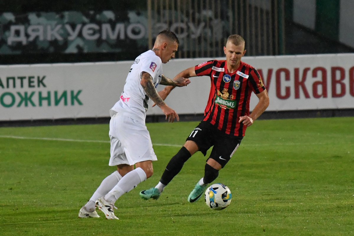 KarpatyLvivFC's tweet image. Пригадуємо матчі з «Поліссям» у першому та другому колах минулого чемпіонату 🏟️⚽️
