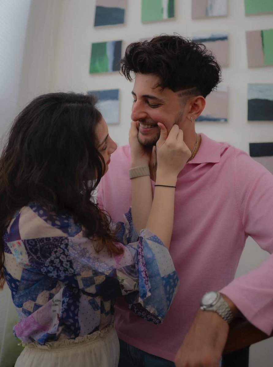 the way he's wearing her color and she's wearing his color🫠🌸💙