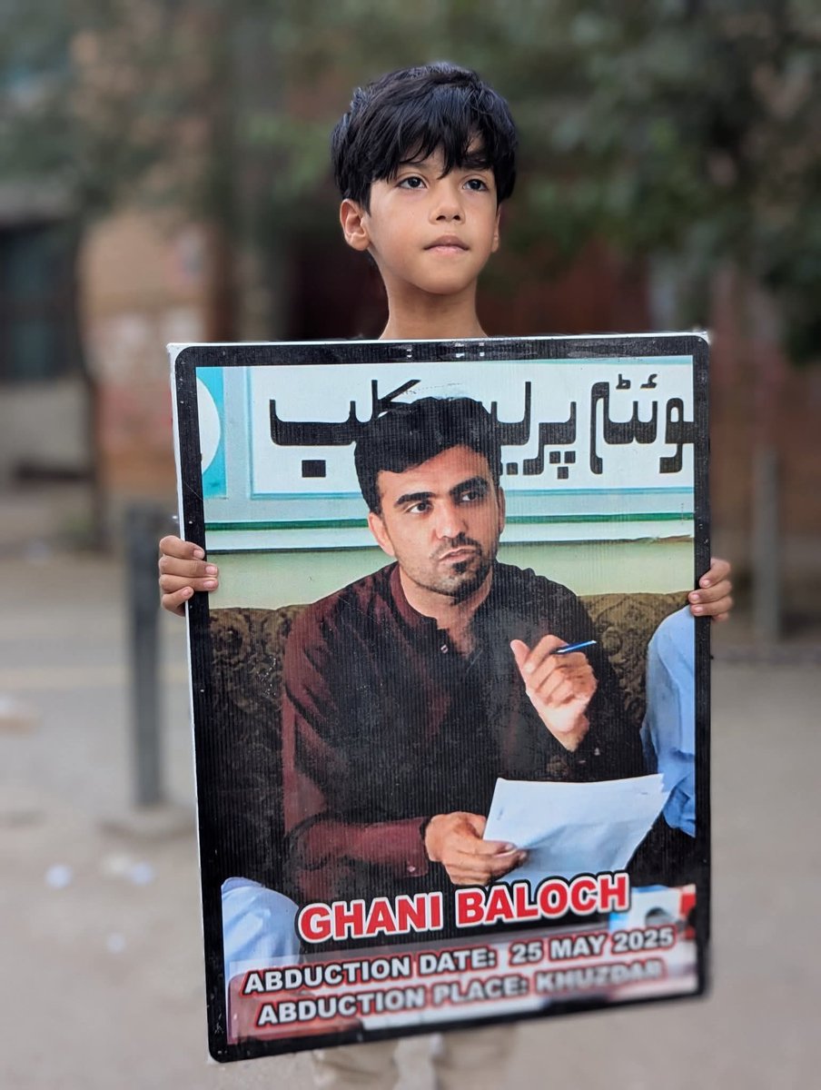 NabeelBaluch_'s tweet image. Ghani, you were never meant to be a poster. Your laughter, that little bookshop-you turned it into a whole world. It’s heartbreaking to see you reduced to a face on a poster now. Come back soon along with Changeez, Hakeem and thousand others.
#ReleaseGhaniBaloch