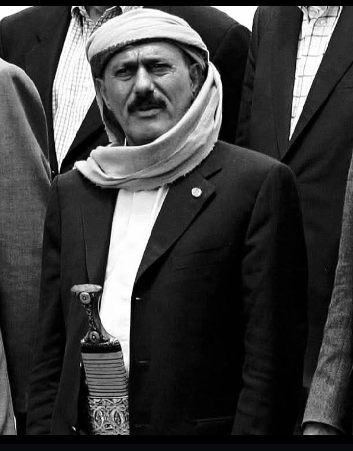 سلام  الله على الزعبم وال بيته الطيبين الطاهرين