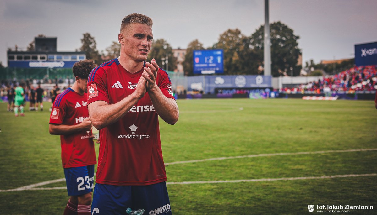 Rakow1921's tweet image. "Czy wygrywasz, czy nie..." 🔴🔵
Medaliki! Dziękujemy za Wasze wsparcie. Walczymy dalej! 👊