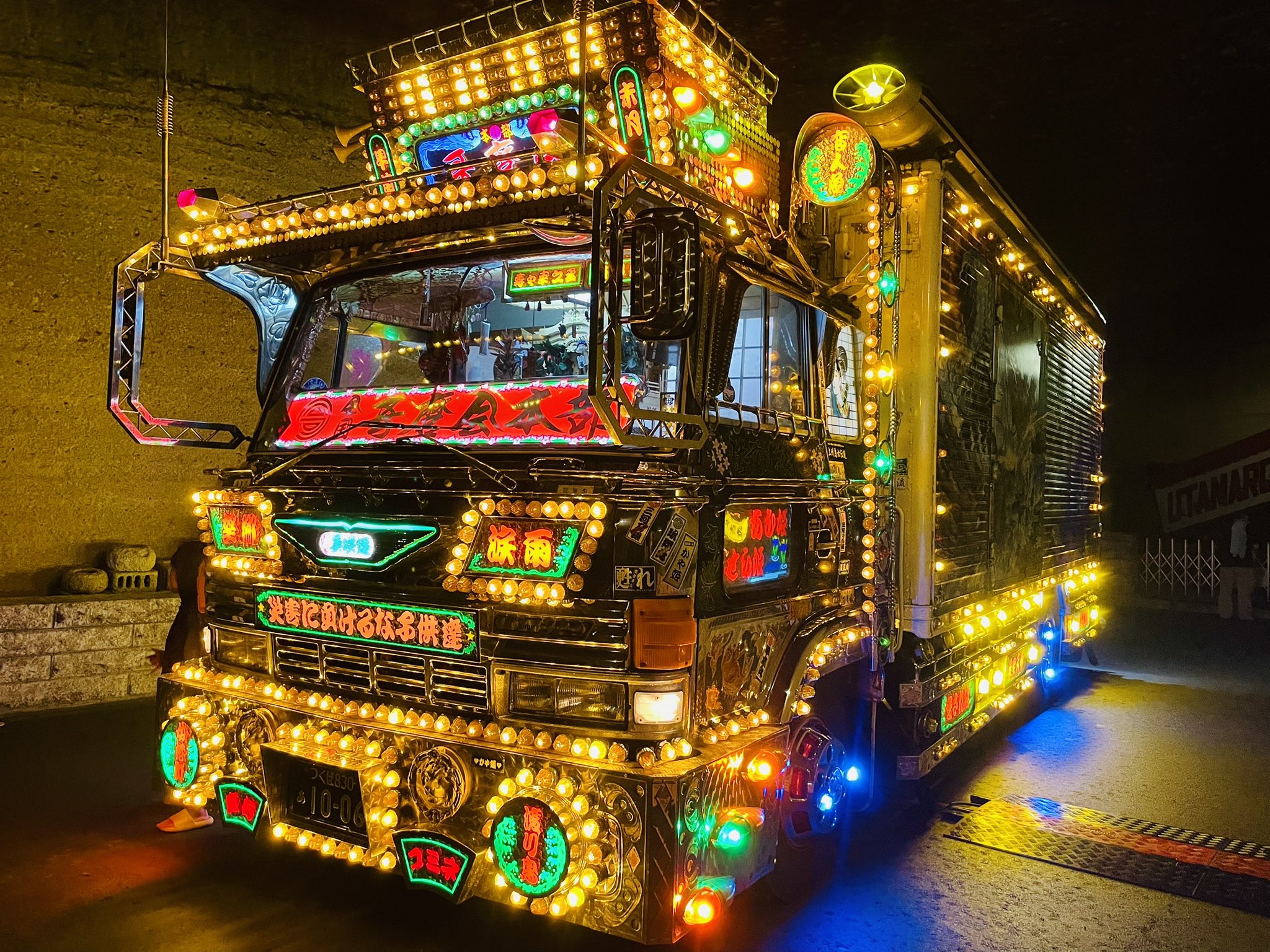 こいけ adidas originals ZX 500 'Whte Grey' H02112