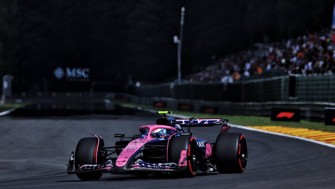 AlpineArg_'s tweet image. VUELTA 24/44
GASLY P11 🇫🇷
COLAPINTO P17 🇦🇷
Colapinto perdió posiciones contra Antonelli y Stroll. Mientras, Gasly sigue aguantando la posición, no se cuanto más va a poder hacerlo 