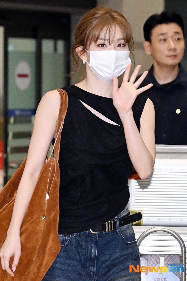 KSGUpdates's tweet image. [PRESS] 250727 ICN Arrival from Shanghai

naver.me/F16IN6FH

#슬기 #SEULGI @RVsmtown