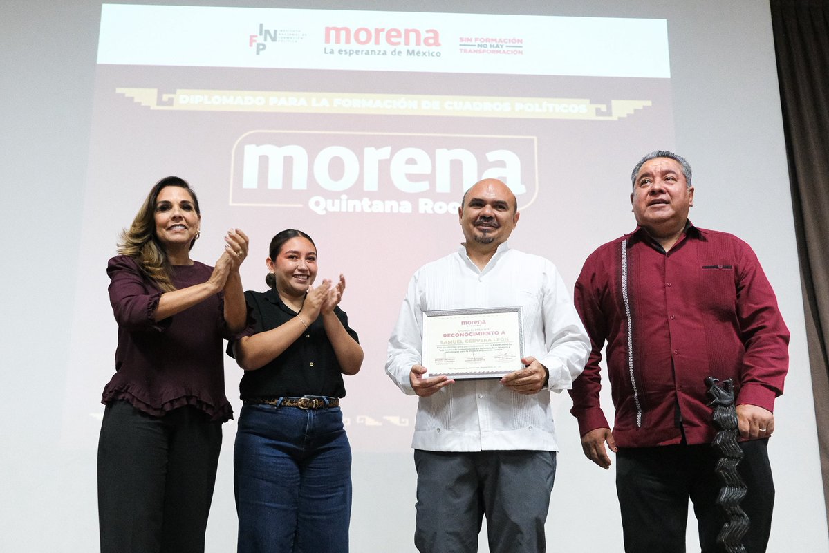 MaraLezama's tweet image. 🎓 Como parte del Diplomado para la Formación de Cuadros Políticos, participamos en la sesión presencial “Los medios de comunicación en Quintana Roo: historia y estrategias para la disputa del sentido común”, impartida por el maestro e historiador Samuel Cervera León.…