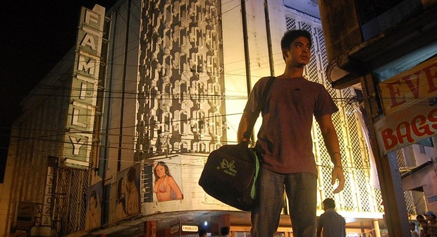 franzhalili's tweet photo. Filipino Social Realism Films will always be top tier
Aside from the blueprint, Maynila Sa Kuko ng Liwanag (1975), here are some others:
Maginifico (2003)
Serbis (2008)
Bambanti (2015)
Ma'Rosa (2016)
Part 2 (since hi tweet i guess)
#Magnifico #Serbis #Bambanti #MaRosa https://t.co/SmzZd8ttmO