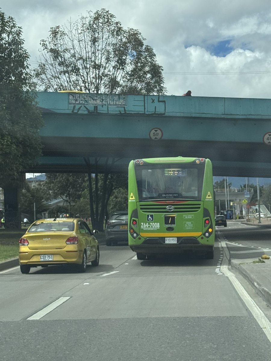 caleokathaline's tweet image. Como te extrañe Colombia gonorrea hijueputa.