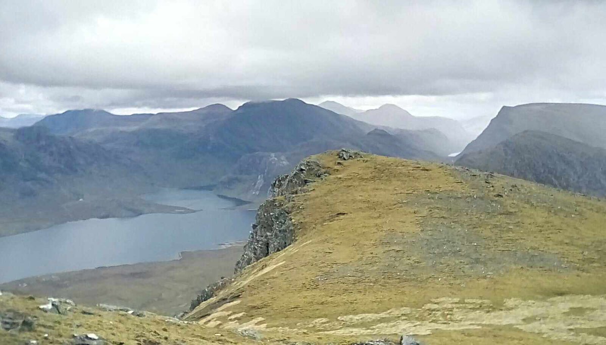 DavidRoger1951's tweet image. 🎶&quot;Meet on the ledge
We&apos;re gonna meet on the ledge
When my time is up
I&apos;m gonna see all of my friends&quot;🎶
(Richard Thompson)

#AlphabetChallenge  #WeekDforDrivetime  🚗