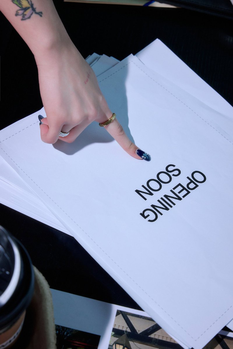 TheePopCore's tweet image. MAMAMOO&apos;s Wheein announces she&apos;ll be releasing a new project, dropping soon!