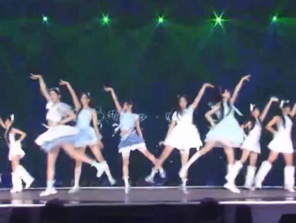 yunahthinker's tweet image. when i tell you illit is the most girliest group to ever exist *☆ (even the female dancers turned into cats)